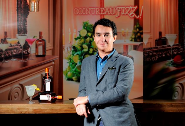 2. 作为君度家族第六代传人，Alfred Cointreau致力于将君度传承百年的卓越品质与品牌文化分享给更多的人，将绝佳品质与口感的君度橙酒带给全中国。