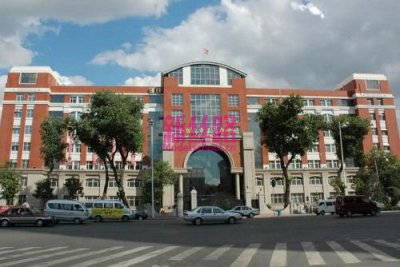 哈尔滨高二学生因学习压力跳楼身亡 留纸条称太累