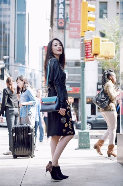 妮可基德曼登《ELLE》2015开年封面 妮可基德曼登《ELLE》2015开年封面