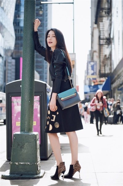 妮可基德曼登《ELLE》2015开年封面 妮可基德曼登《ELLE》2015开年封面