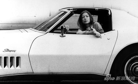 Cline：请来了奶奶作家Joan Didion