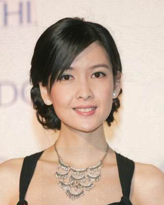 美女明星的少女时代 今昔对比照让人感慨