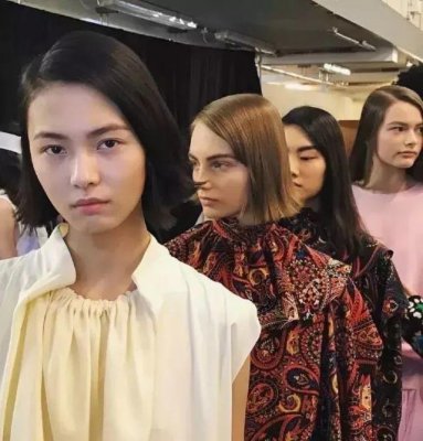 这枚高冷颜的小姐姐入行半年就成LV秀上唯一的中国模特！